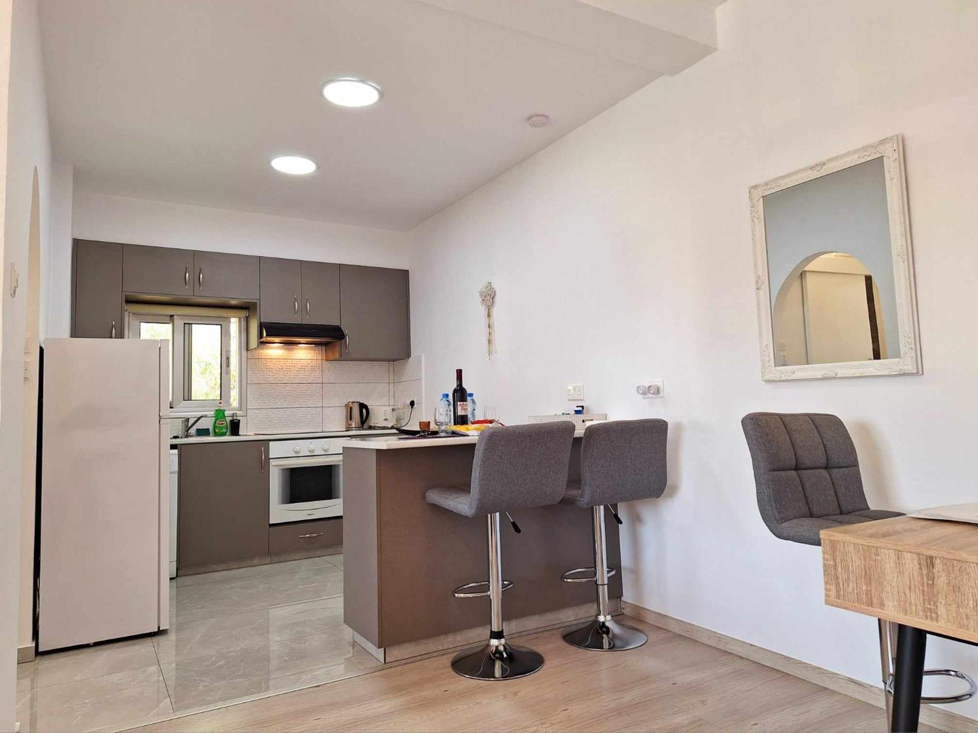 Apartment Charming Retreat Kato 400m To The Paphos