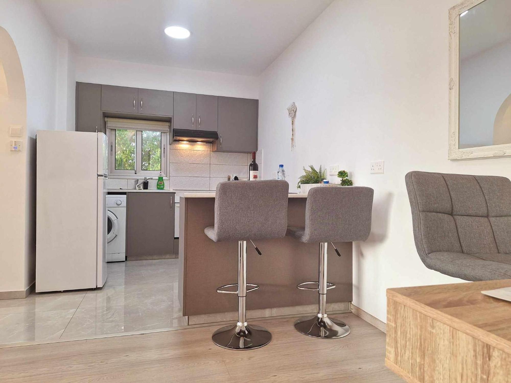 Charming Retreat Kato 400m To The Paphos